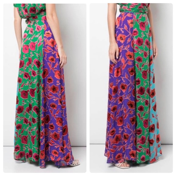ALICE + OLIVIA Aquinnah Panneled Maxi Skirt - Picture 9 of 13